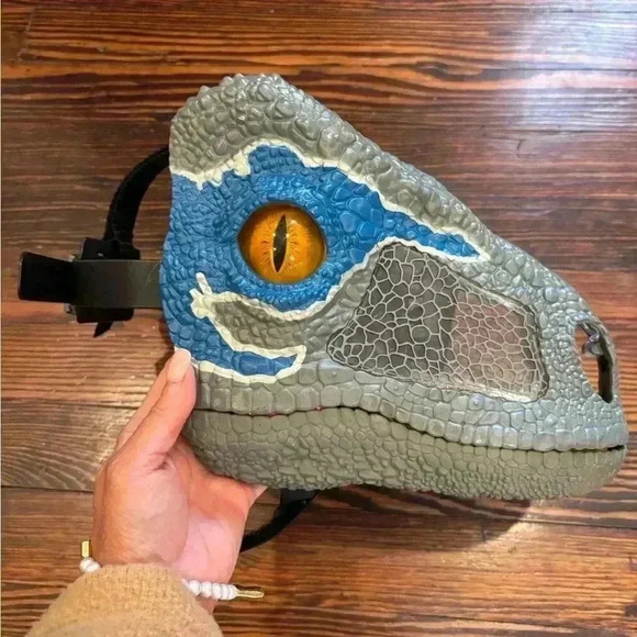 Jurassic World Velociraptor Blue Chomp N Roar Fallen Kingdom Adjustable Mask - Picture 1 of 6
